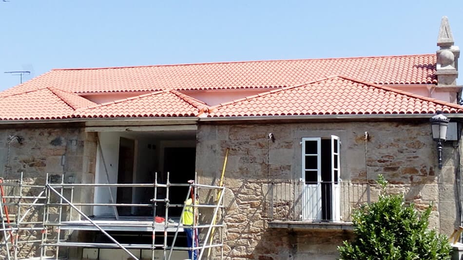 Trabajos de cubiertas y tejados en Pontevedra